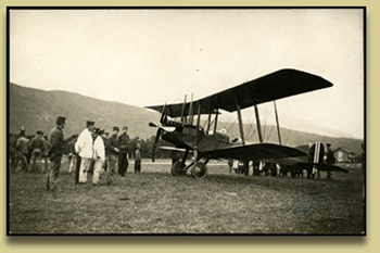 postkort med gammelt fly